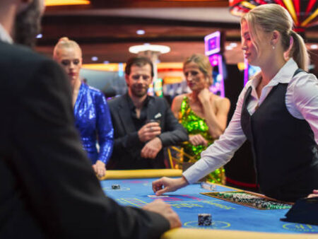 Twin Dragons Play: Mastering Dual Trendlines in Baccarat